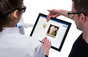 Simodont使用イメージ トレーニング風景